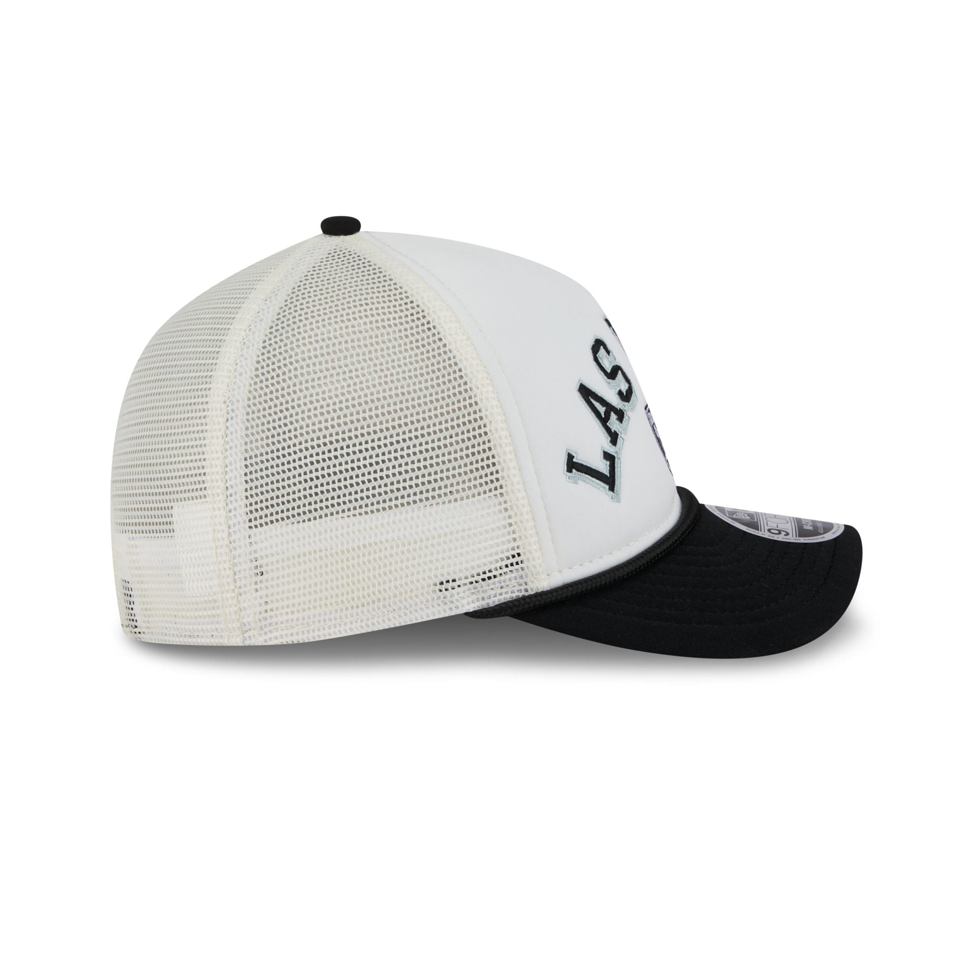 60604833_9FORTYMC_20AF_20TRUCKER_9FORTYMCAFCHROME22957_LASRAI_OTC_RSIDE