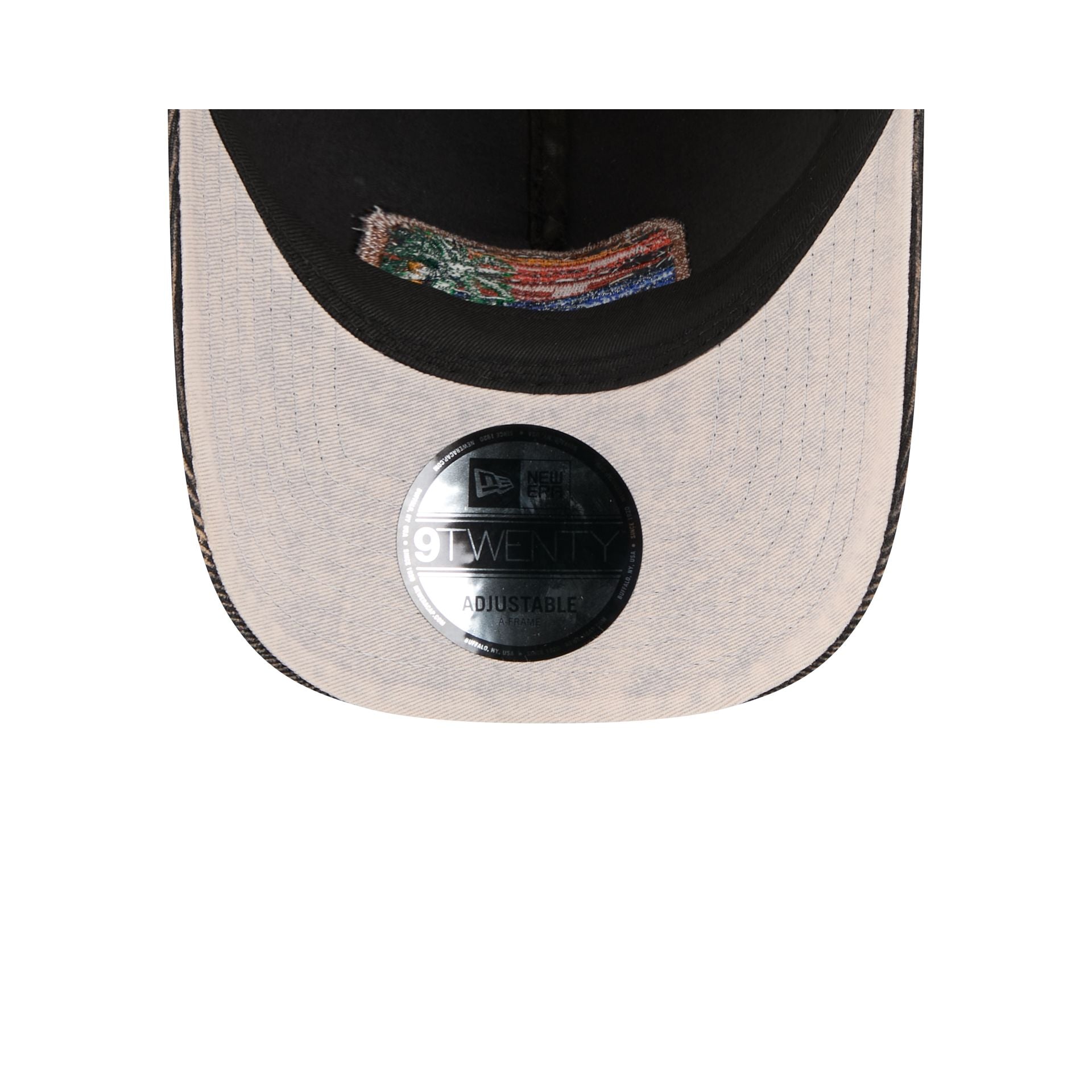 60669093_9TWENTYAF_VTGLANDSCAPE25317_ANAMIG_OTC_UV