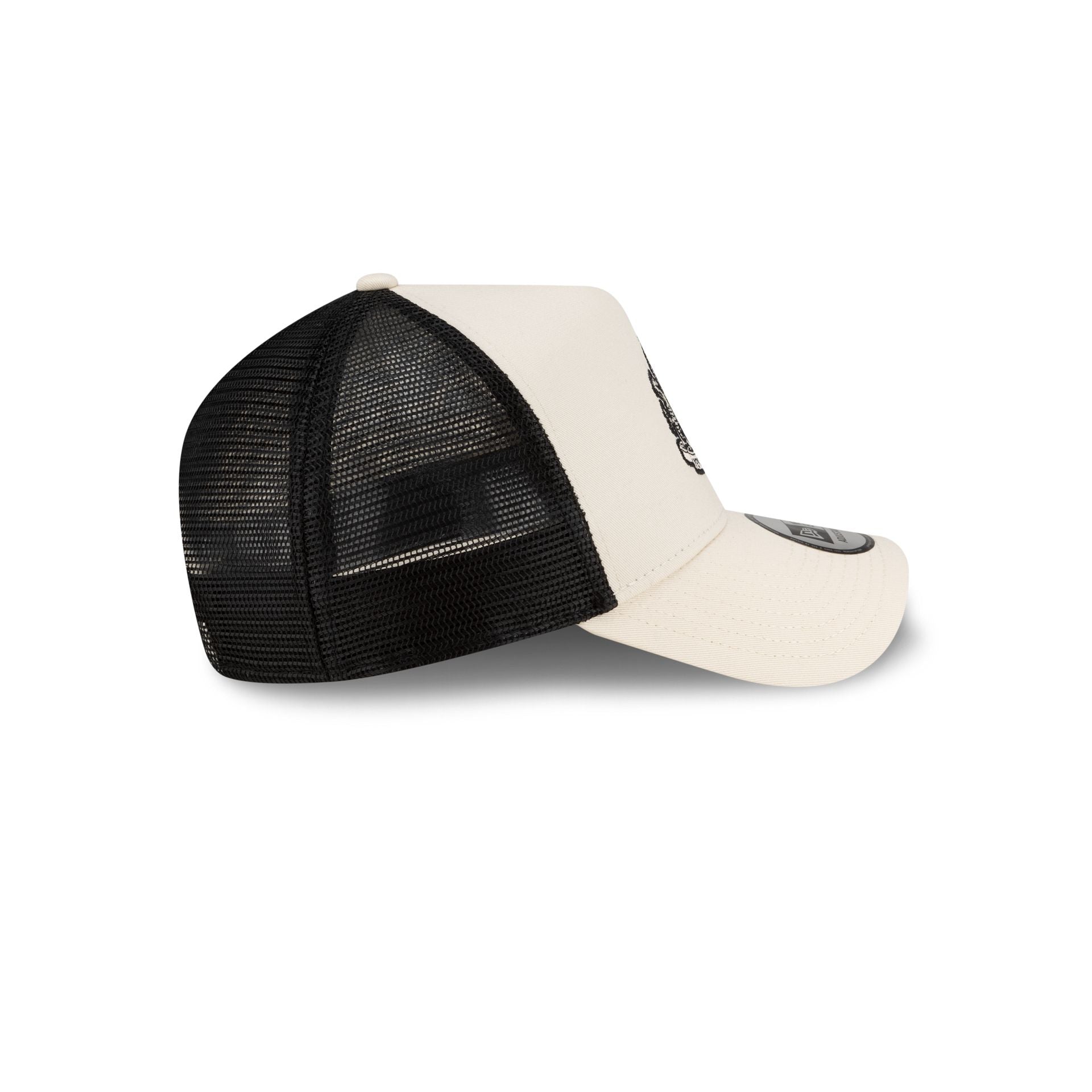 60684632_9FORTYAF_EMEA_FALL25_NUFC_WHT_RSIDE