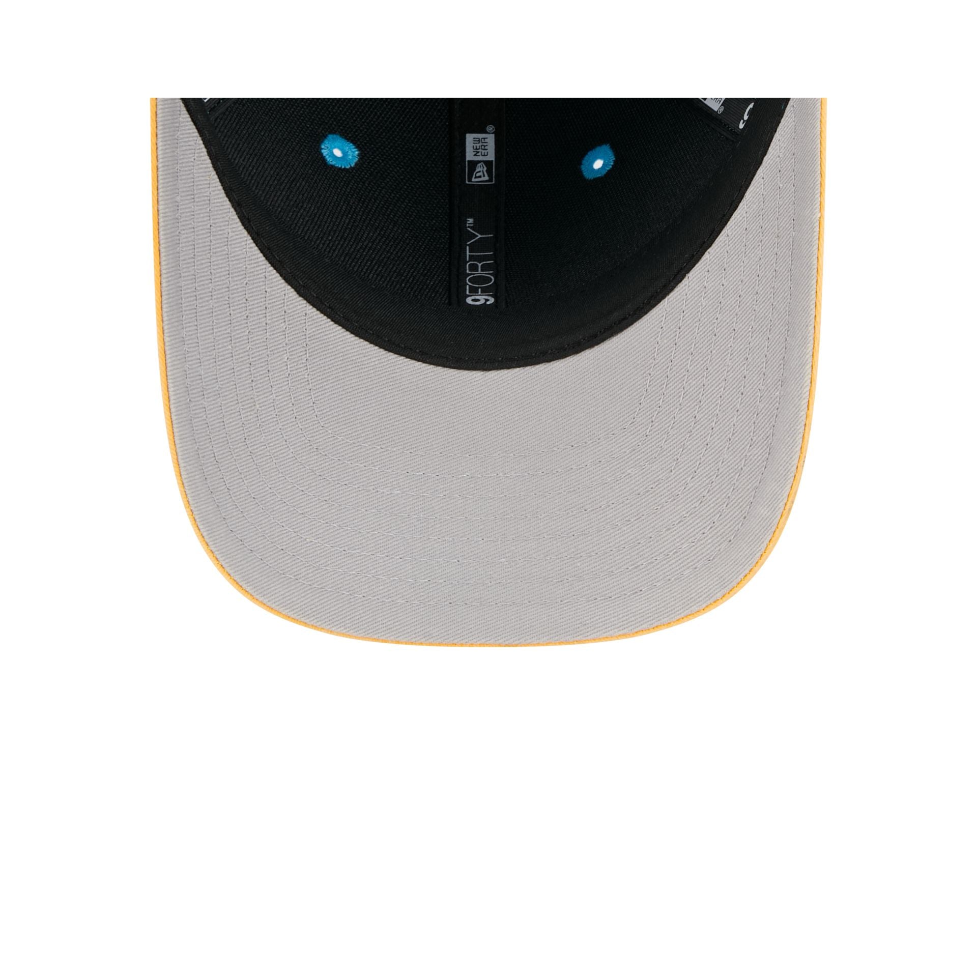 60712407_9FORTYMC_940MCMASCOT25996_STLBLU_STM_UV