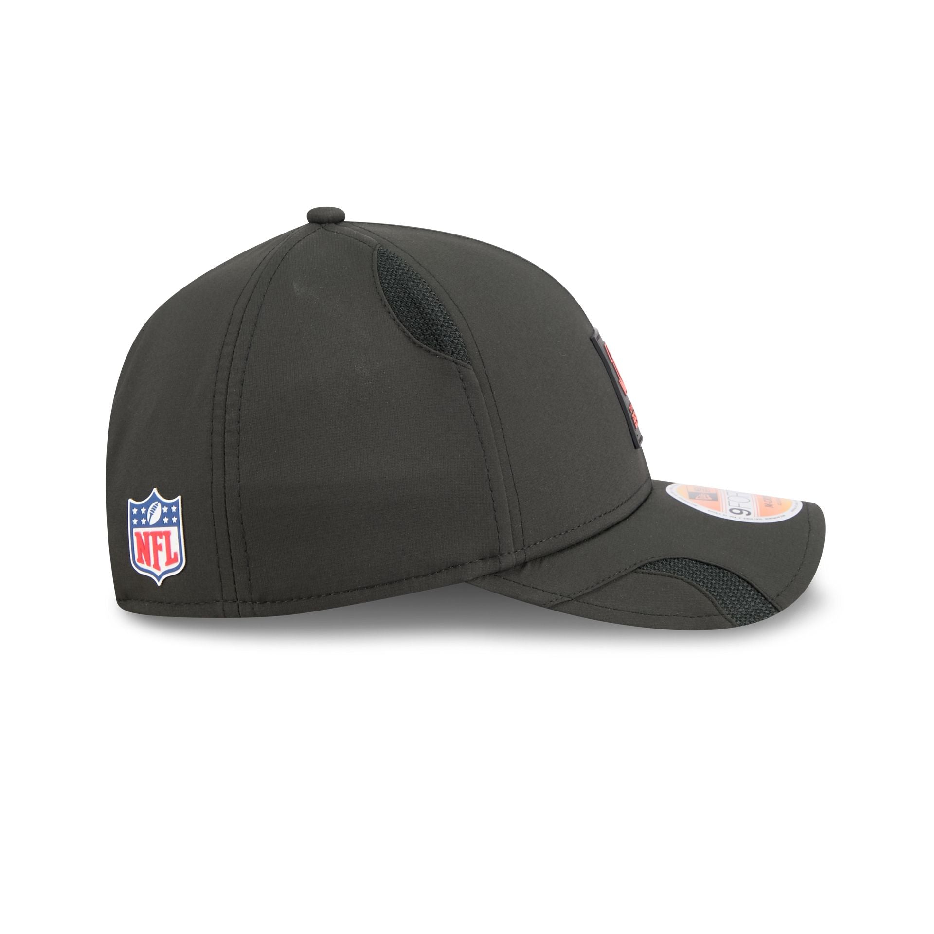 60732437_9FORTYMC_NFL25SL940MC_CINBEN_OTC_RSIDE