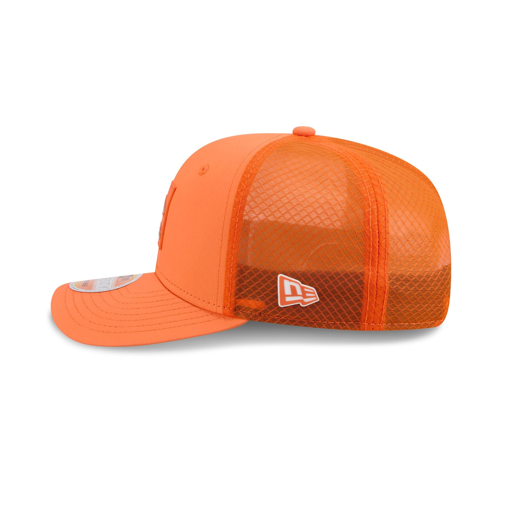 60732559_9SEVENTY_NFL25SL970_DENBRO_OTC_LSIDE