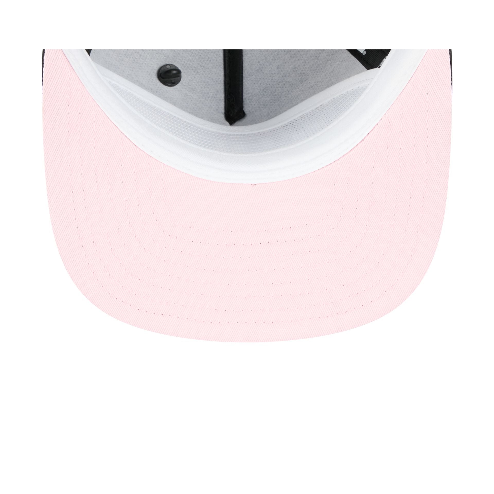 60755726_GOLFER_BLC19TWENTY27738_CHIWHI_OTC_UV