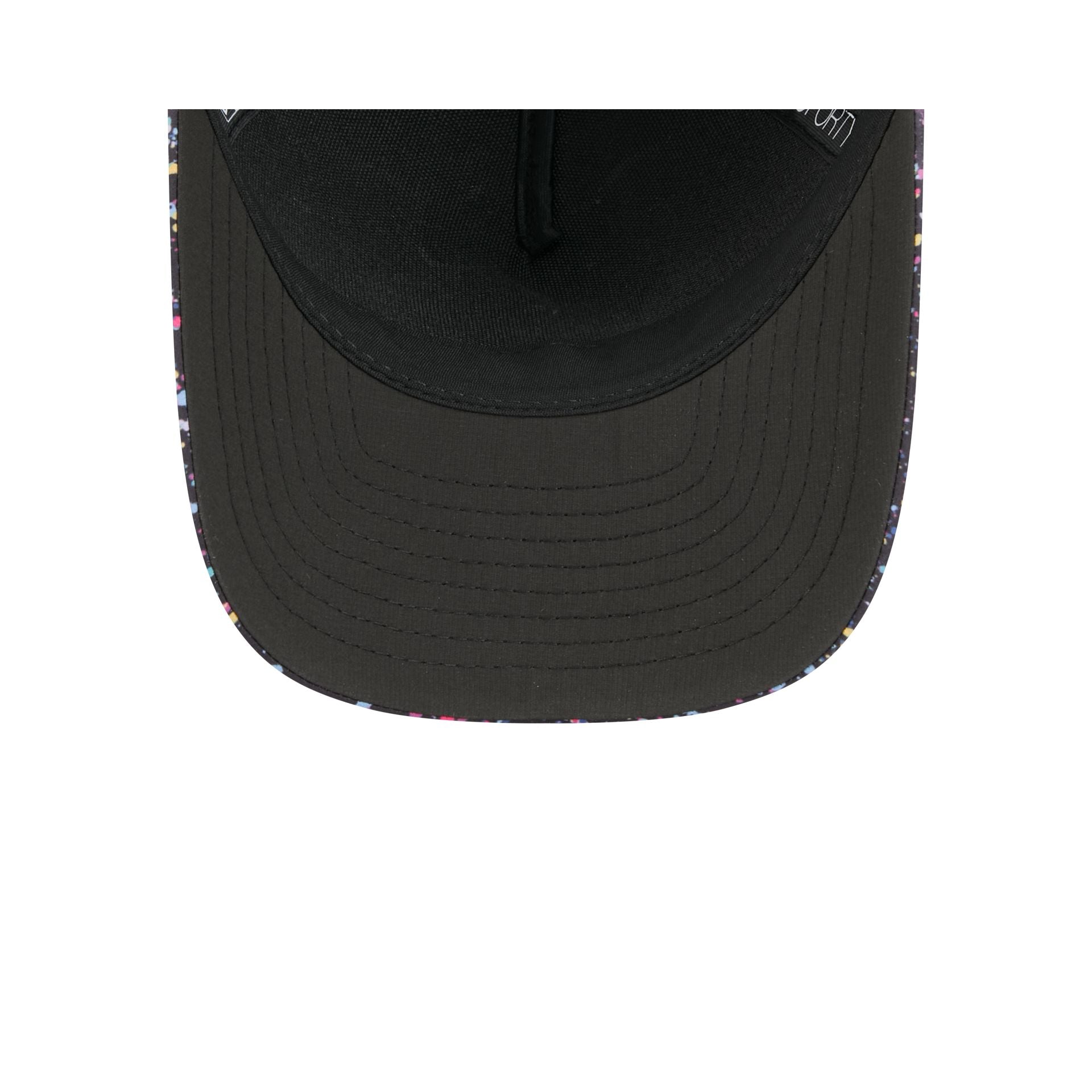 60760136_9FORTYMCAFTRUCKER_NFL25CC9FORTYMCAFTKR_DETLIO_BLK_UV