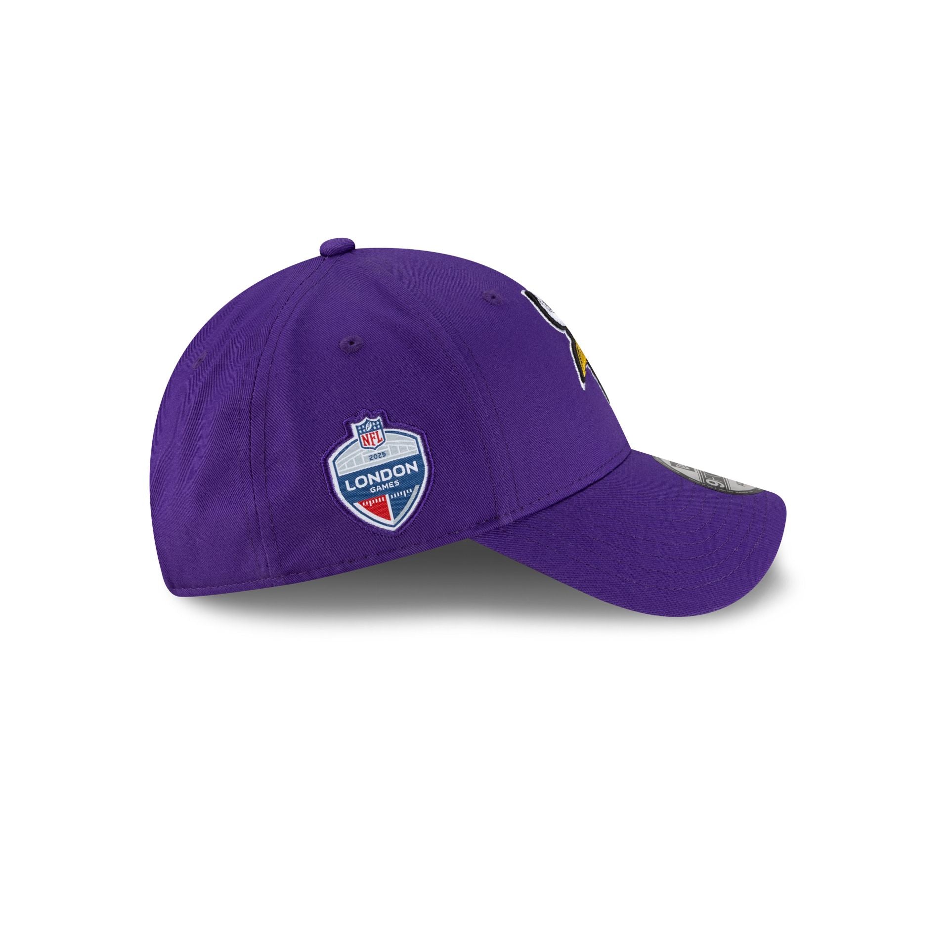 60844086_9FORTY_NFL25_INTERNATIONALGAMES_AWAY_MINVIK_OTC_RSIDE