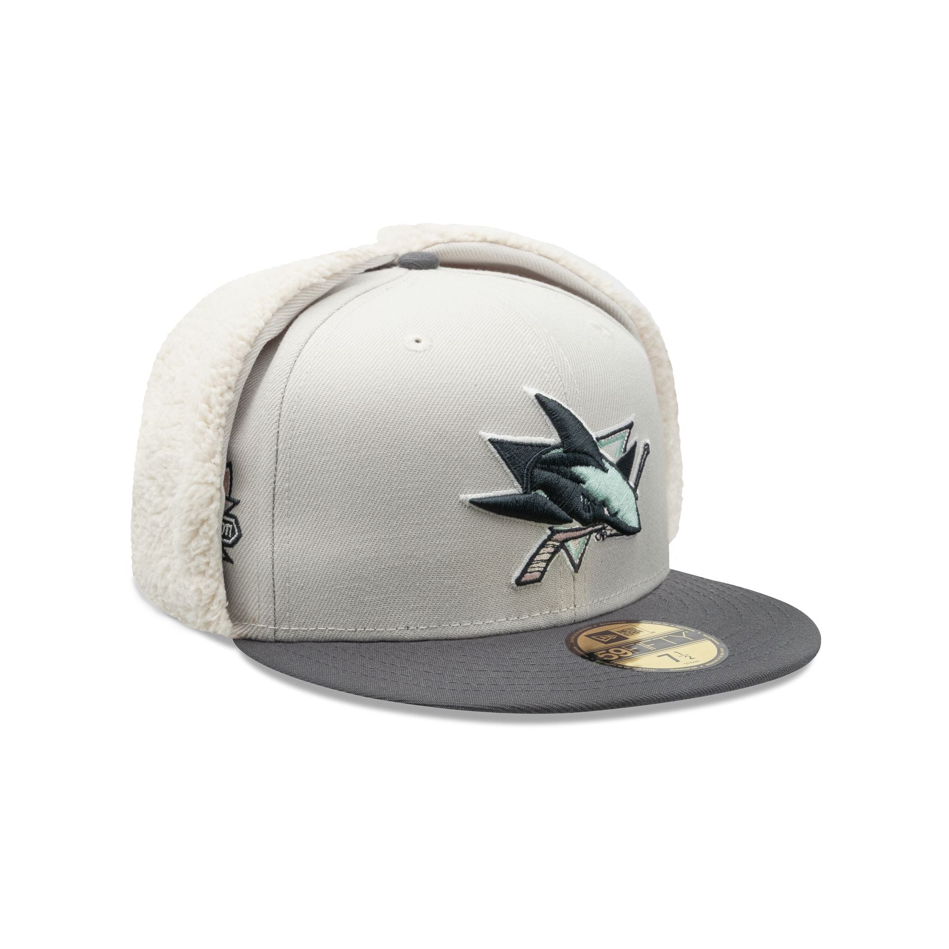 60857460_59FIFTY_DOGEAR_NHL_PATCHENRGY_SAJSHA_GRPHT_CHRM_ECOM_3QR