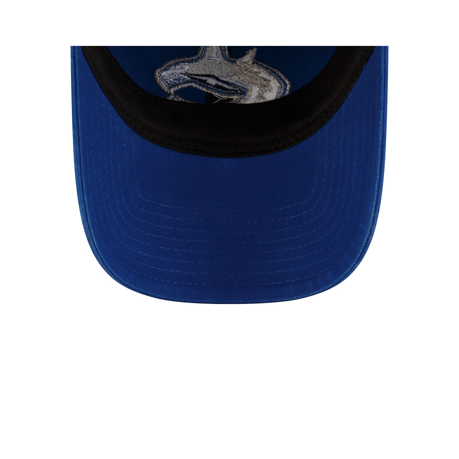70892053_9TWENTY_OCTGCP_VANNUC_BLUE_UV