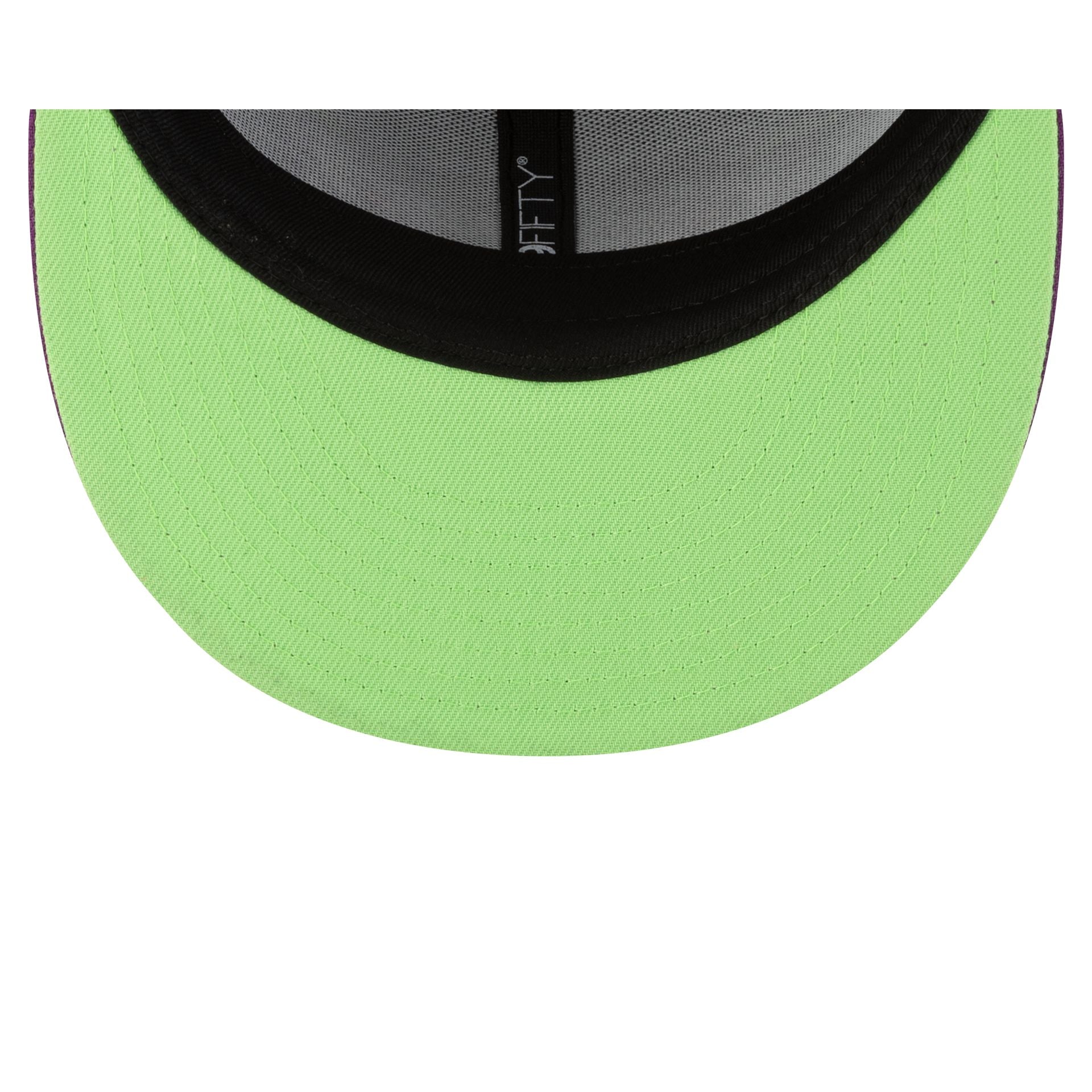 70990937_59FIFTY_HALLOWEEN_25_ERISEA_BLK_UV