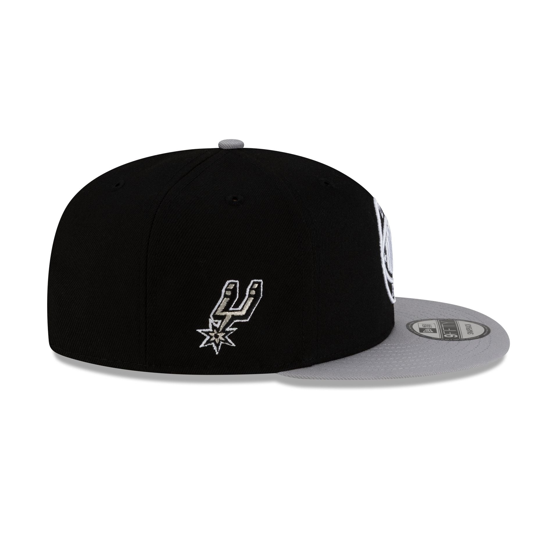 71005020_9FIFTY_NBA25_DRAFT_NAME_26NUMBER_SAASPU_BLACK_RSIDE