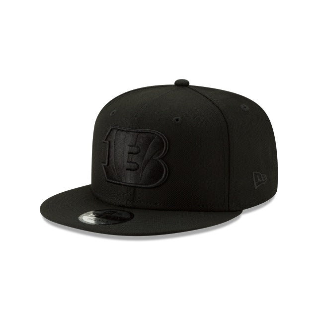 Cincinnati Bengals Basic Black On Black 9FIFTY Snapback Hat
